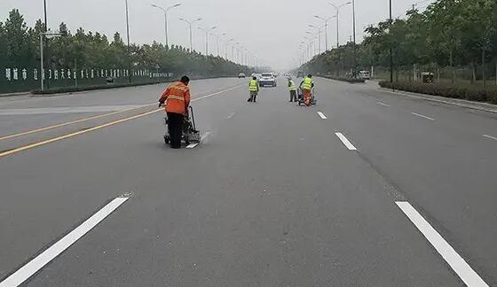 揚州道路劃線電話， 揚州市區(qū)專業(yè)道路劃線公司電話