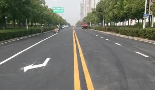 道路劃線的標準尺寸，道路劃線的寬度是多少？