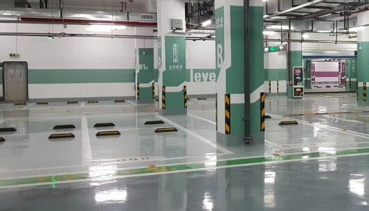 蘇州車位劃線分析，一萬五平方可畫多少個車位呢？