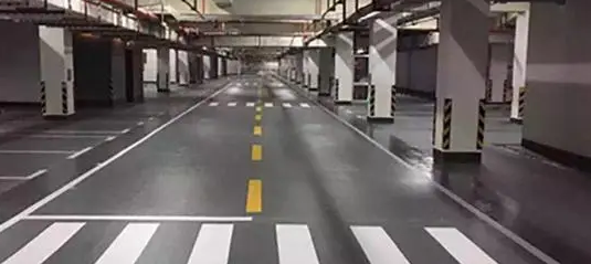 南通停車場(chǎng)劃線標(biāo)線材料，打造清晰明亮的停車指引