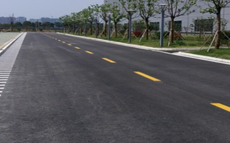 蘇州馬路劃線找什么公司？飛揚(yáng)市政為您量身定制專業(yè)服務(wù)