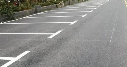 蘇州人工畫車位線多少錢一米？，飛揚(yáng)實(shí)惠的價(jià)格，專業(yè)的服務(wù)