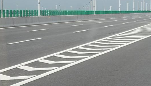 蘇州道路劃線標(biāo)線施工隊？  找飛揚市政